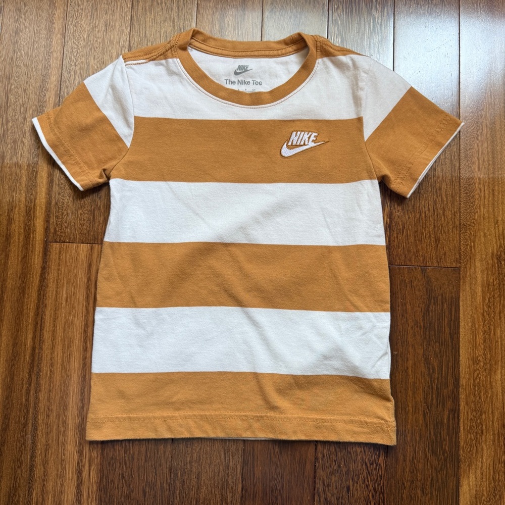 Nike Kids' Striped Tan and White T-Shirt Size S (4-5 yrs)